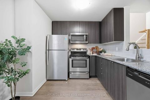 Photo 18 at 121 - 380 Hopewell Avenue, Belgravia, Toronto