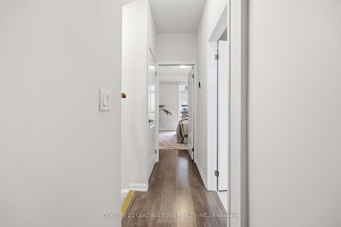 Photo 21 at 121 - 380 Hopewell Avenue, Belgravia, Toronto