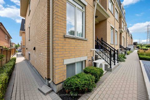 Photo 35 at 121 - 380 Hopewell Avenue, Belgravia, Toronto