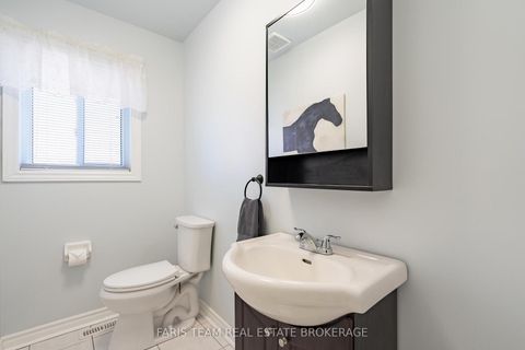 Photo 14 at 4 Whispering Pine Place, Bayshore, Barrie