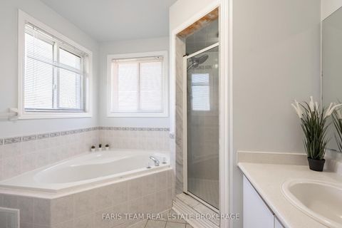 Photo 22 at 4 Whispering Pine Place, Bayshore, Barrie