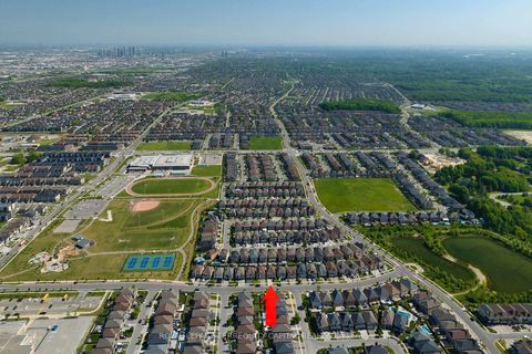 Photo 4 at 277 Chatfield Drive, Vellore Village, Vaughan