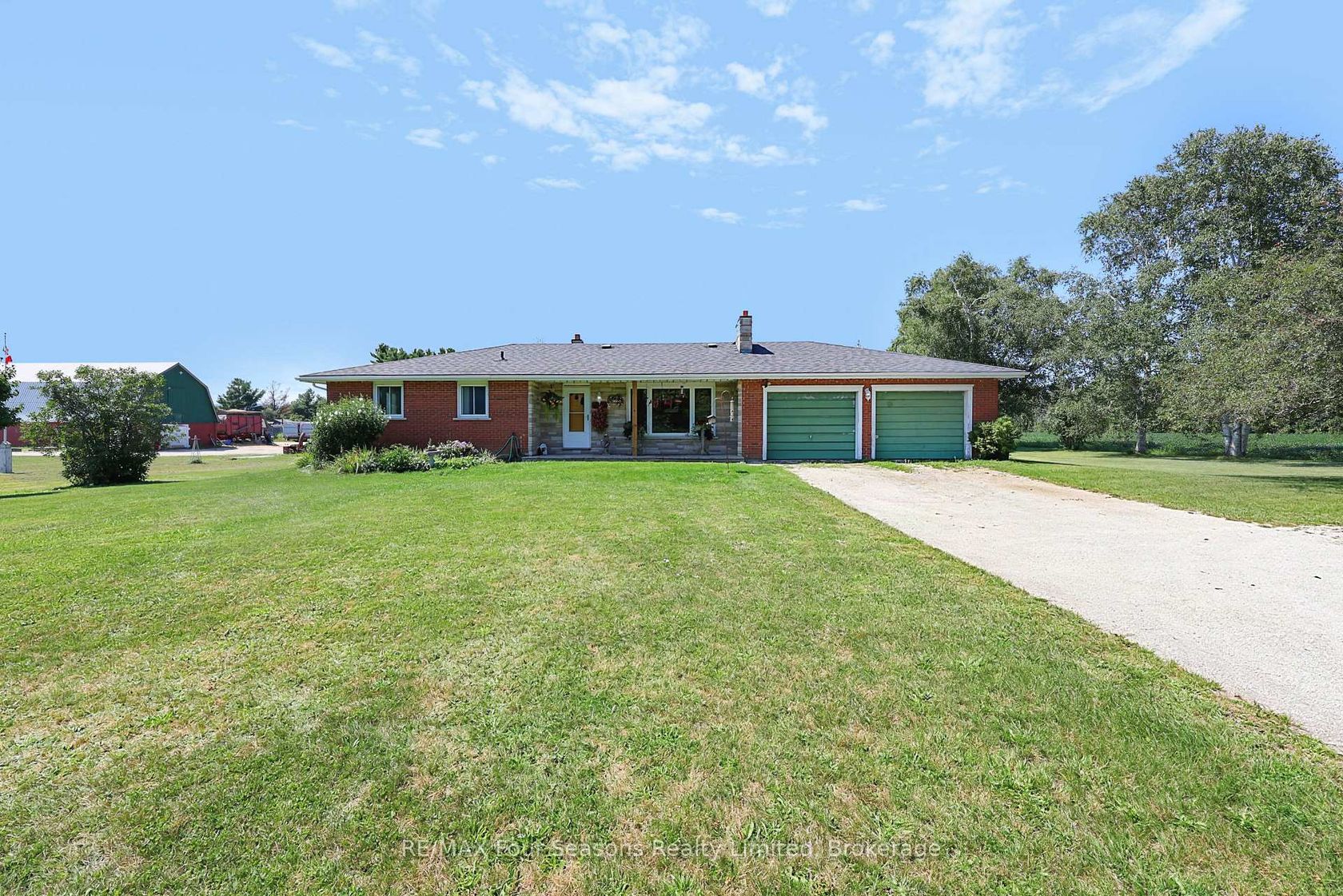 2140 5th Concession N, Rural Clearview, Clearview photo number 2
