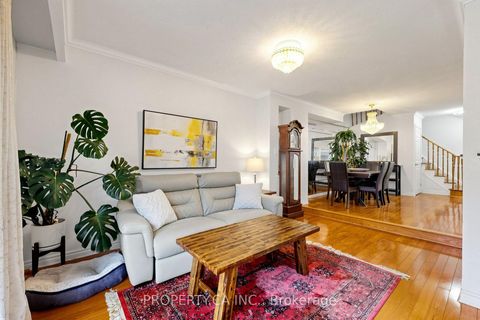 Photo 6 at 80 Peter Andrew Crescent, Brownridge, Vaughan