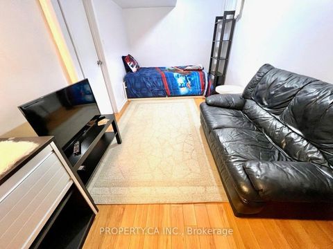 Photo 45 at 80 Peter Andrew Crescent, Brownridge, Vaughan