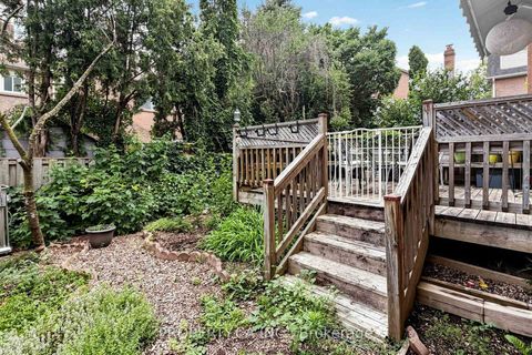 Photo 48 at 80 Peter Andrew Crescent, Brownridge, Vaughan