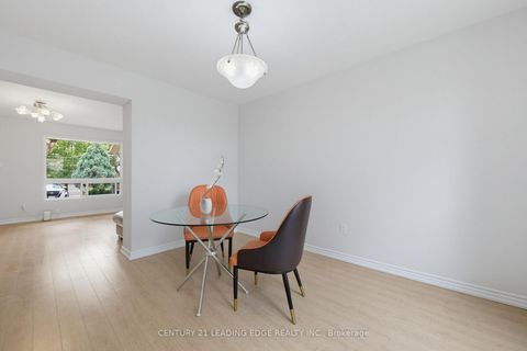 Photo 10 at 109 Phalen Crescent, Milliken, Toronto