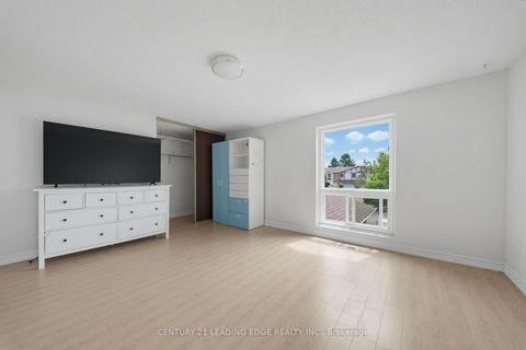 Photo 16 at 109 Phalen Crescent, Milliken, Toronto