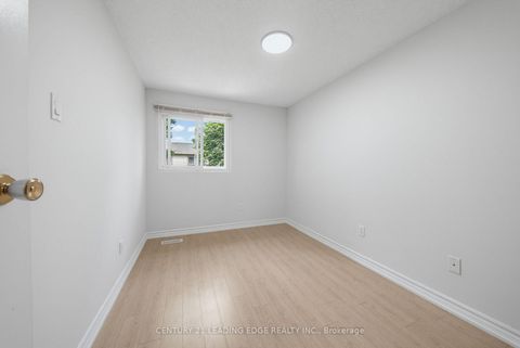 Photo 20 at 109 Phalen Crescent, Milliken, Toronto