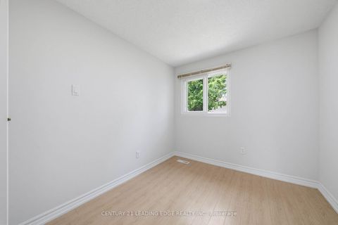 Photo 22 at 109 Phalen Crescent, Milliken, Toronto