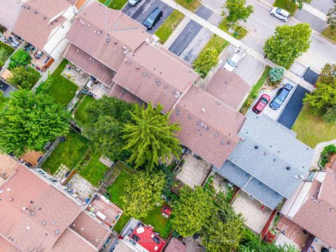 Photo 41 at 109 Phalen Crescent, Milliken, Toronto