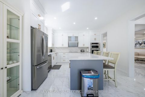 Photo 10 at 10 Megarry Court, Devonsleigh, Richmond Hill