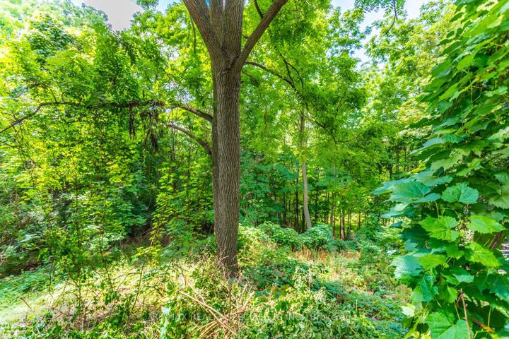 Photo 43 at 22 Heathview Avenue, Bayview Village, Toronto