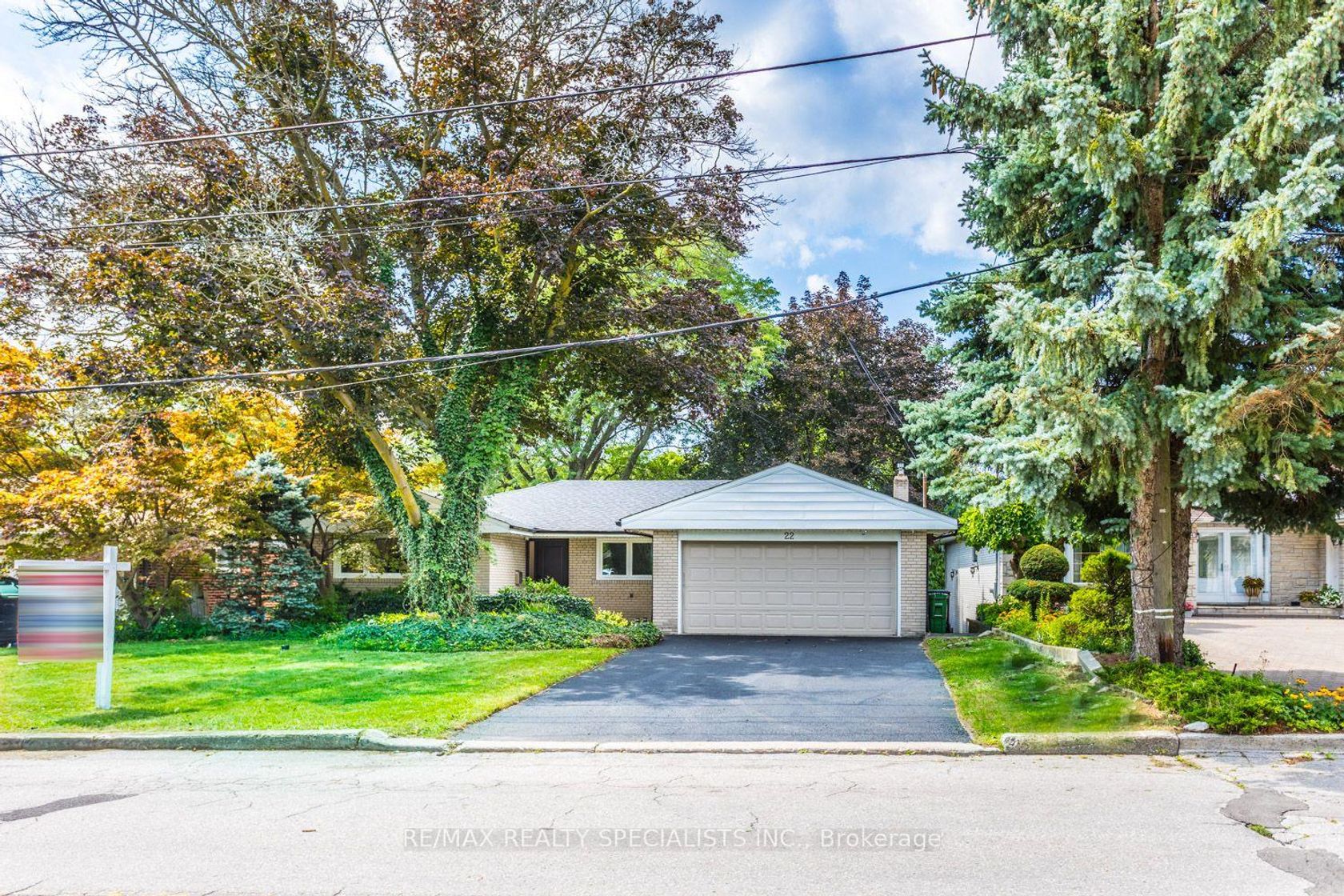 22 Heathview Avenue, Bayview Village, Toronto 2