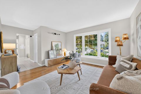 Photo 4 at 58 Briarscross Boulevard, Agincourt North, Toronto