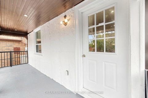 Photo 4 at 47 Laurel Avenue, Kennedy Park, Toronto