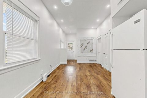 Photo 7 at 47 Laurel Avenue, Kennedy Park, Toronto