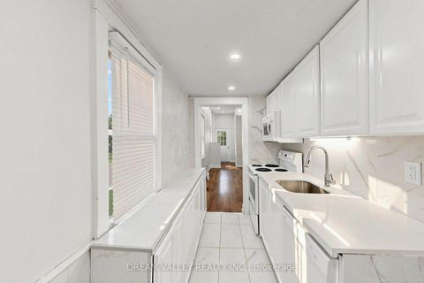 Photo 9 at 47 Laurel Avenue, Kennedy Park, Toronto