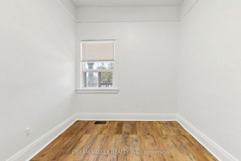 Photo 11 at 47 Laurel Avenue, Kennedy Park, Toronto