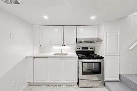 Photo 18 at 47 Laurel Avenue, Kennedy Park, Toronto