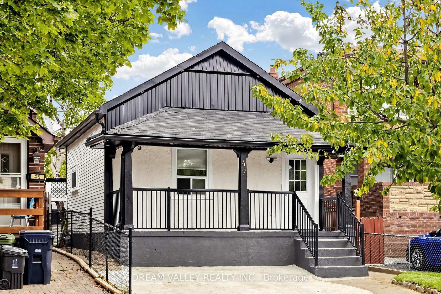 47 Laurel Avenue, Kennedy Park, Toronto 