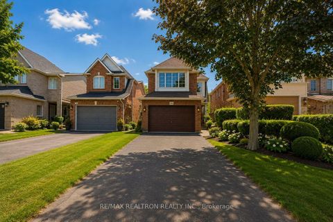 Photo 1 at 416 Heddle Crescent, Wyndham, Newmarket
