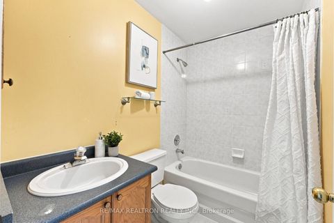Photo 22 at 416 Heddle Crescent, Wyndham, Newmarket