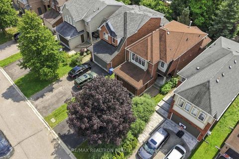 Photo 25 at 416 Heddle Crescent, Wyndham, Newmarket