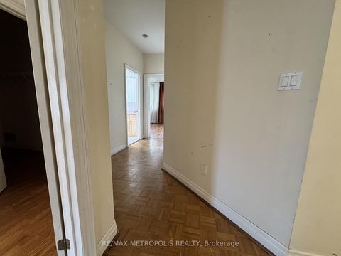 Photo 6 at 416 Elgin Mills Road W, Westbrook, Richmond Hill