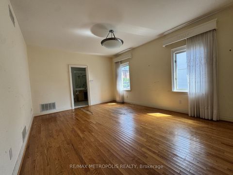 Photo 7 at 416 Elgin Mills Road W, Westbrook, Richmond Hill