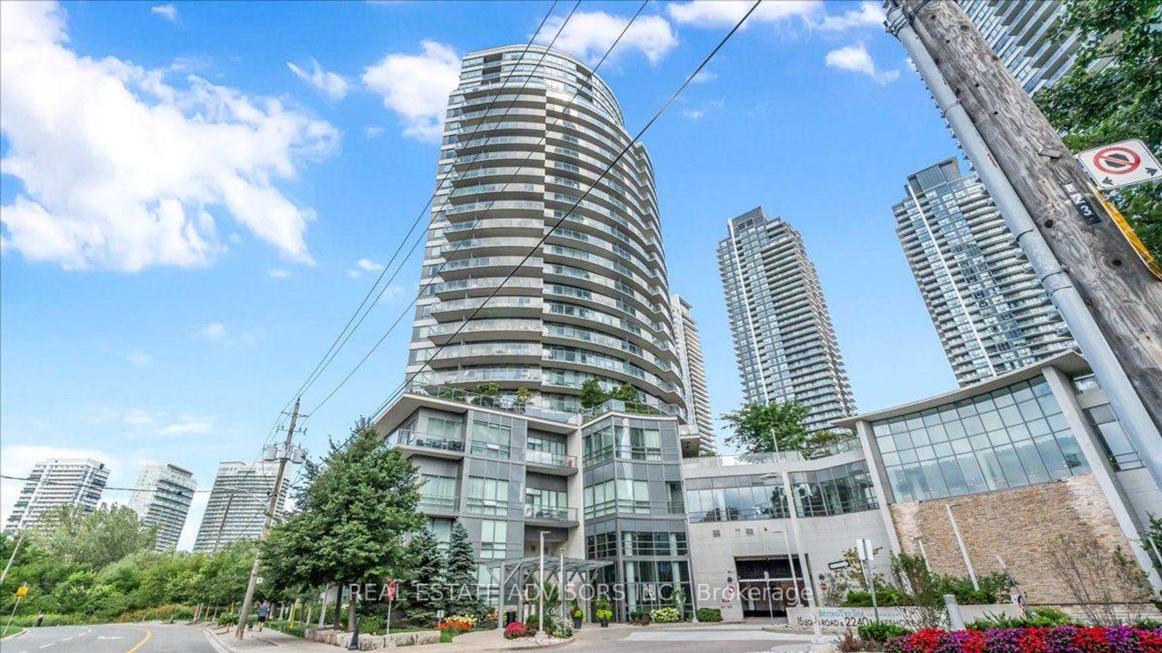 204 - 15 Legion Road, Mimico, Toronto photo number 2