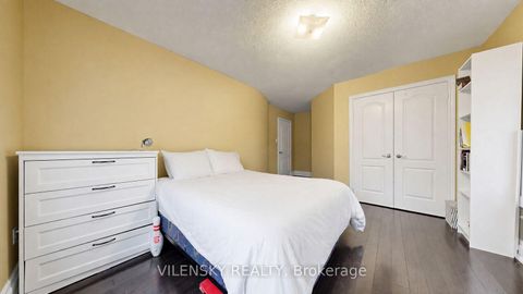 Photo 23 at 140 Marbella Road, Sonoma Heights, Vaughan