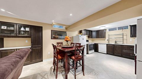 Photo 30 at 140 Marbella Road, Sonoma Heights, Vaughan
