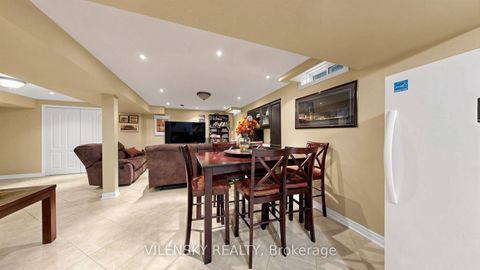 Photo 32 at 140 Marbella Road, Sonoma Heights, Vaughan