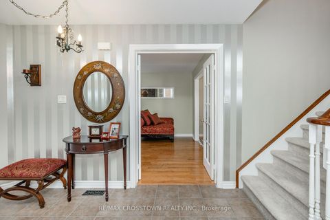 Photo 8 at 5 Kelsey Crescent, Ardagh, Barrie