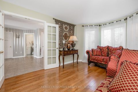 Photo 11 at 5 Kelsey Crescent, Ardagh, Barrie