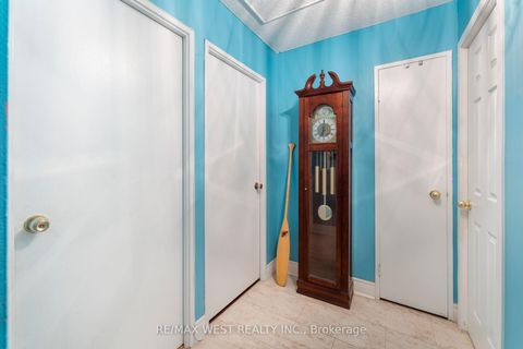 Photo 12 at 114 - 340 Dixon Road, The Westway, Toronto