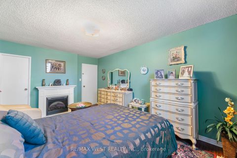 Photo 14 at 114 - 340 Dixon Road, The Westway, Toronto