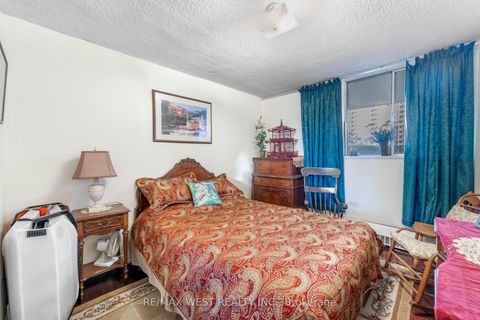 Photo 17 at 114 - 340 Dixon Road, The Westway, Toronto