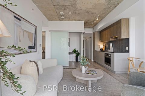 Photo 4 at 2601 - 161 Roehampton Avenue, Mount Pleasant West, Toronto