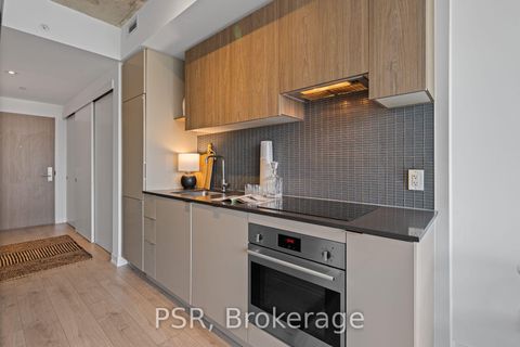Photo 9 at 2601 - 161 Roehampton Avenue, Mount Pleasant West, Toronto