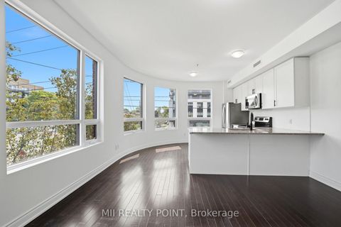 Photo 10 at 201 - 2 Maxwell Street, Bathurst Manor, Toronto