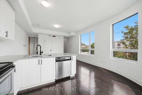 Photo 13 at 201 - 2 Maxwell Street, Bathurst Manor, Toronto