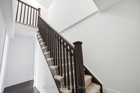 Photo 26 at 201 - 2 Maxwell Street, Bathurst Manor, Toronto