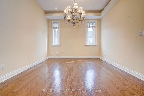 Photo 6 at 103 Lake Avenue, Oak Ridges Lake Wilcox, Richmond Hill