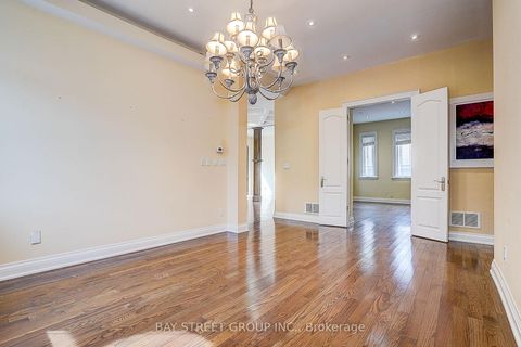 Photo 7 at 103 Lake Avenue, Oak Ridges Lake Wilcox, Richmond Hill