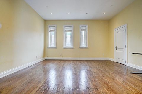 Photo 9 at 103 Lake Avenue, Oak Ridges Lake Wilcox, Richmond Hill