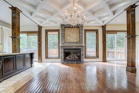 Photo 11 at 103 Lake Avenue, Oak Ridges Lake Wilcox, Richmond Hill