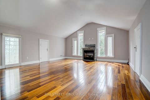Photo 23 at 103 Lake Avenue, Oak Ridges Lake Wilcox, Richmond Hill