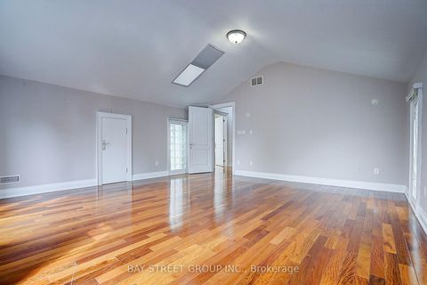 Photo 24 at 103 Lake Avenue, Oak Ridges Lake Wilcox, Richmond Hill